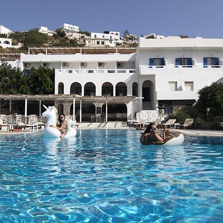 Armadoros Hotel / Ios Backpackers מראה חיצוני תמונה